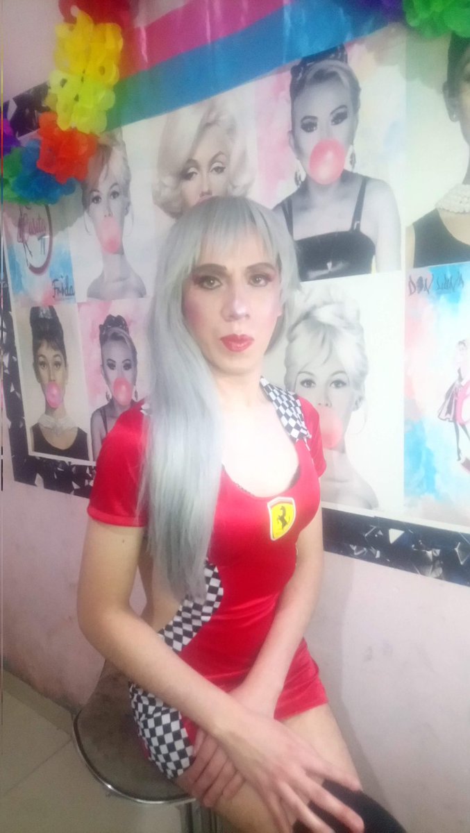 TvsSusana's tweet photo. Hola ojalá algún ojalá deje de llover tanto para volver ir a caminar a la calle en la noche cómo me gusta hacerlo me siento una chica libre 🙂☺️ https://t.co/1PCNaCay8t