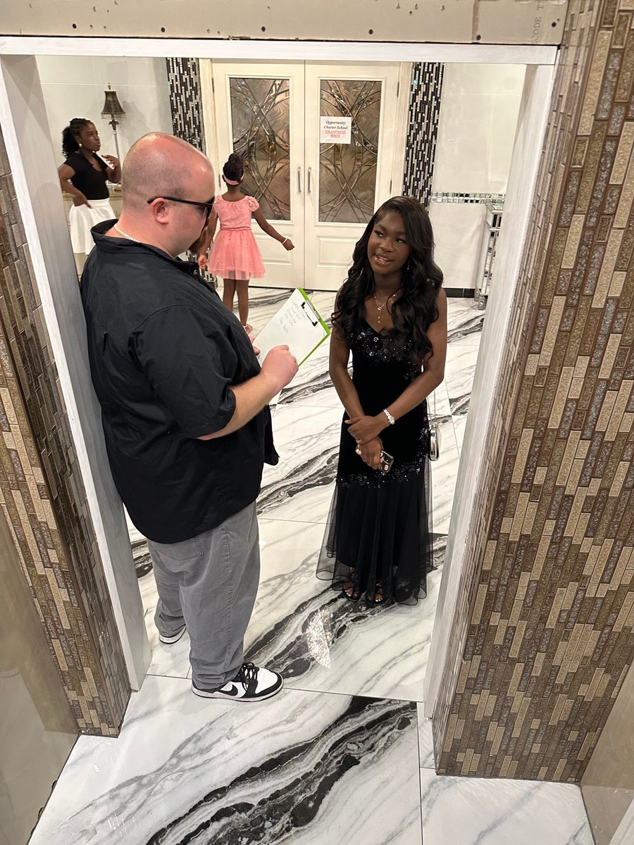 equalitycs's tweet image. From the music to the memories, last night was one for the books! Big thanks to our chaperones for making it all happen 💐 #MSProm2025
.
.
#EmpoweringBronxYouth #EducationInBronx #BronxCharterSchool #BronxAcademy #InnovateBronxEducation #BronxStudentsFirst #CharterSchoolPride