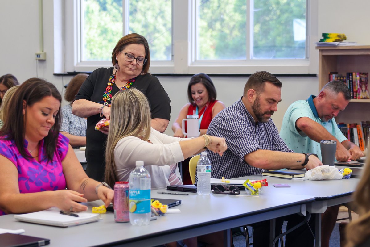 StanlySchools's tweet photo. District leaders from across Stanly County Schools gathered today for the first day of our Summer Leadership Retreat. The retreat began with hands-on training on Positive Behavior Support, helping principals and administrators learn ways to better assist our students. https://t.co/RQQEdDAvN7