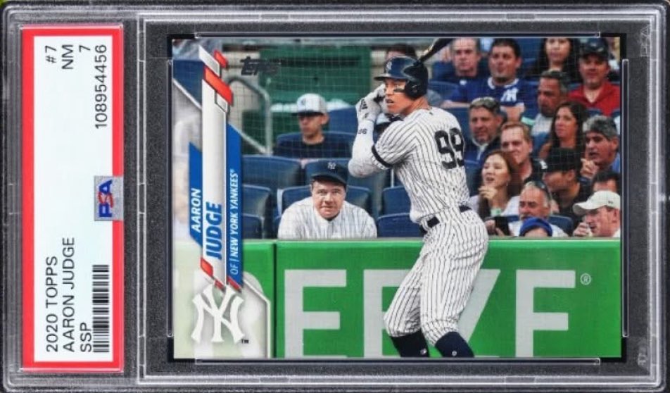 PackFreshPapi's tweet photo. One of the craziest Judge cards I didn’t know existed before watching this video: 2020 Topps SSP with Babe Ruth in the stands, this thing is *EXTREMELY* rare!
@scottie_b_cards @CardPurchaser #AaronJudgeCards #SptiballinCards https://t.co/xe1HrCWiwU