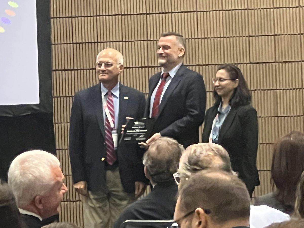 juliesut8's tweet image. Congratulations AGAIN @LewisLabMSKCC SNMMI distinguished service award and Saul Hertz award. @MSKCancerCenter