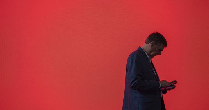 carolinepsa's tweet photo. 🚨 Major security alert! A leak of 16 billion passwords threatens Apple, Google, and Facebook accounts. Experts warn it’s a “blueprint for mass exploitation.” Learn how you can protect yourself:  https://t.co/nk7CFf5E8s 🔒 #Cybersecurity #DataBreach https://t.co/hcLwXWDpyi