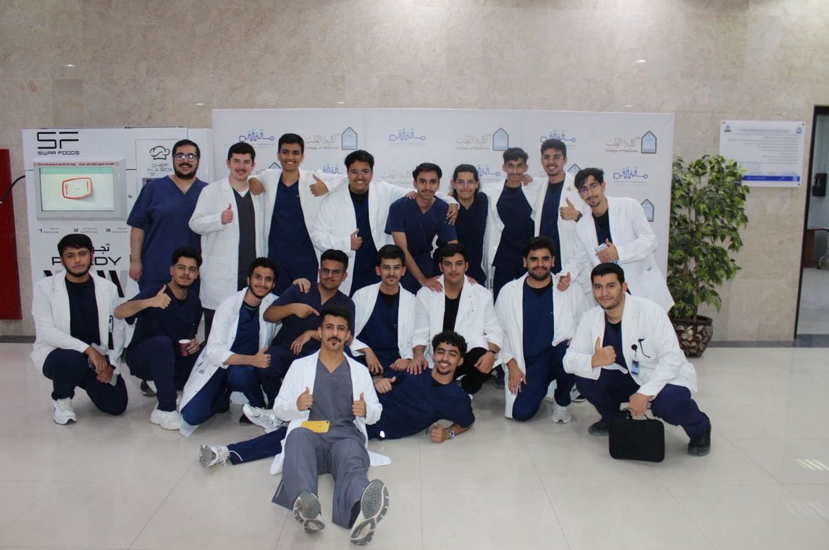 𝑶𝑀𝐴𝑅 𝑲𝐻𝐴𝐿𝐼𝐷👨🏻‍⚕️✨ tweet media