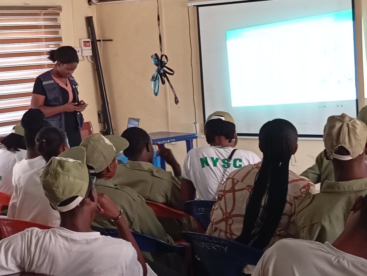 osphcda's tweet photo. In preparation for the upcoming NIPDs in Ondo State, @osphcda and @WHONigeria trained @officialnyscng corps members as Independent Supportive Supervision Officers to monitor and support vaccination teams.
Ensuring no child is left behind!
#NIPDs
#EndPolioNow 
#VaccinesWork https://t.co/EkkvQgG6qp
