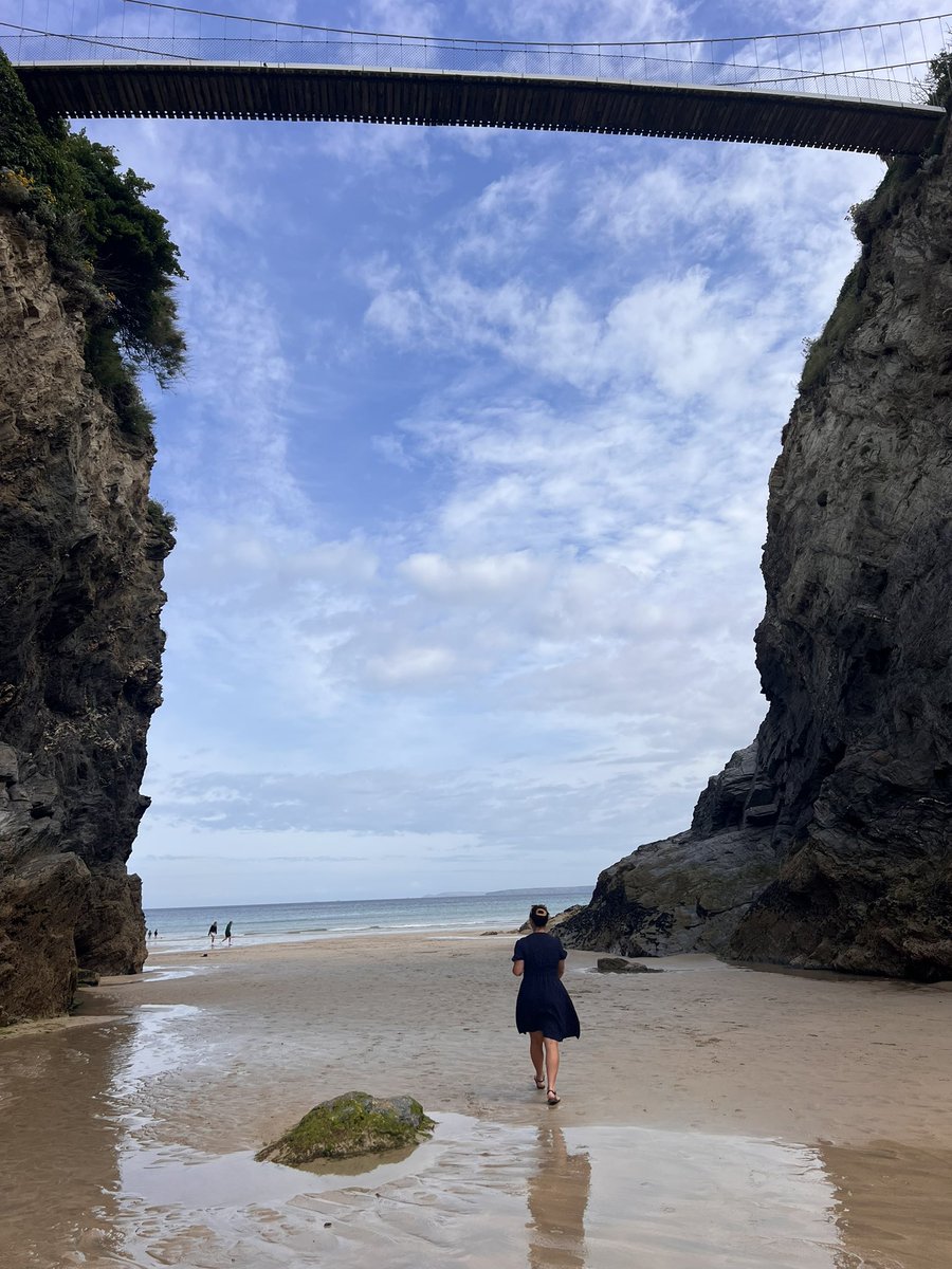 What a beaut of a day with my girl 🫶 my heart was full of love and a belly full of afternoon tea! Love surprises and this was up there ❤️ Cornwall always has my heart and sharing it with my girl was perfect 💗