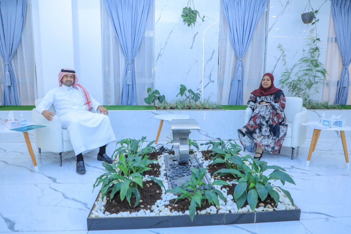 KSA Emb in Addis Ababa (@ksaembassyet) on Twitter photo #أديس_أبابا | التقى سعادة السفير <a href="/DrFahadAlhumayd/">Dr. Fahad Alhumaydani</a> اليوم معالي وزيرة العمل والمهارات الإثيوبية السيدة/ مفرحة كامل، وقد جرى خلال اللقاء بحث أوجه تعزيز التعاون في مجال سوق العمل بين البلدين ومناقشة بعض الموضوعات ذات الاهتمام المشترك. #أديس_أبابا | التقى سعادة السفير <a href="/DrFahadAlhumayd/">Dr. Fahad Alhumaydani</a> اليوم معالي وزيرة العمل والمهارات الإثيوبية السيدة/ مفرحة كامل، وقد جرى خلال اللقاء بحث أوجه تعزيز التعاون في مجال سوق العمل بين البلدين ومناقشة بعض الموضوعات ذات الاهتمام المشترك.