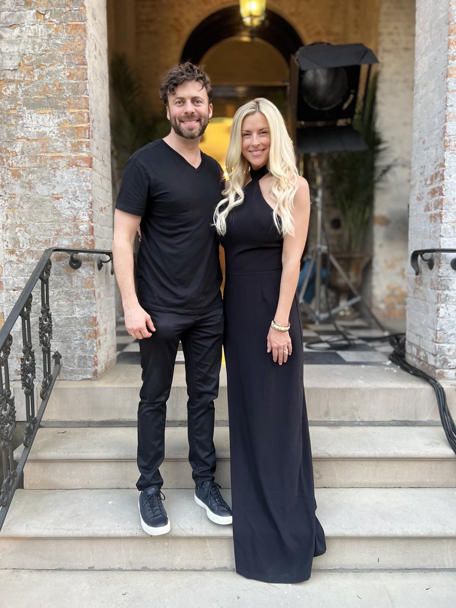 JustinGullett's tweet photo. "He who finds a wife finds what is good and receives favor from the Lord."
—Proverbs 18:22 https://t.co/bnCpw6pyhE