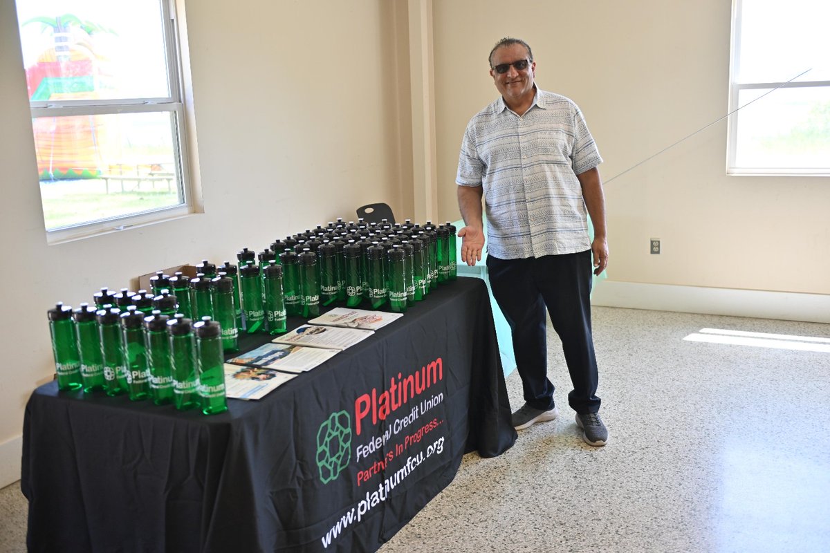 The PFCU team had a blast attending the Father's Day picnic in Orlando, hosted by the Florida Retailers Association! Thank you to everyone who stopped by our booth last weekend for a special gift and to learn about the products &amp; services we offer at Platinum FCU. #PlatinumFCU