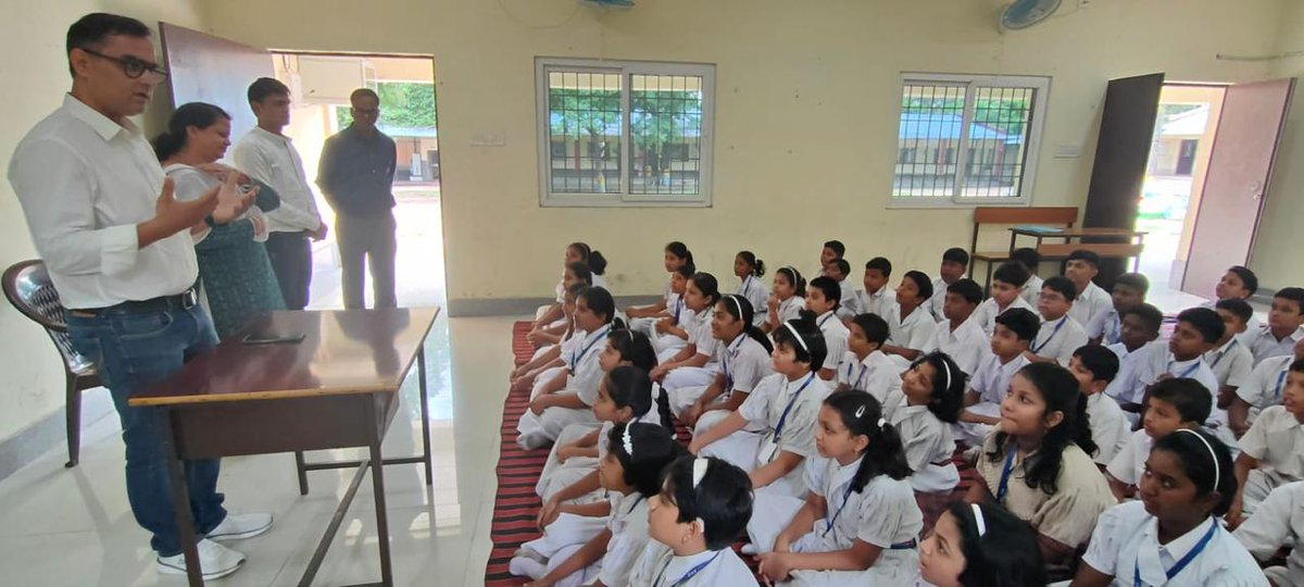 Lingaraj Area conducted an awareness program focused on personal hygiene for school students,educating them about the importance of cleanliness and healthy practices to avert the transmission of diseases and promote overall wellbeing,as a part of SwachhataPakhwada2025 initiative.