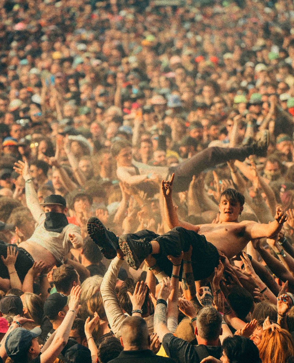 DONBROCO's tweet image. Some more photos from @downloadfest and our warmup shows. Thank you.

📸 @tompullenphoto