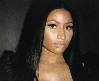 nicki minaj (2017).