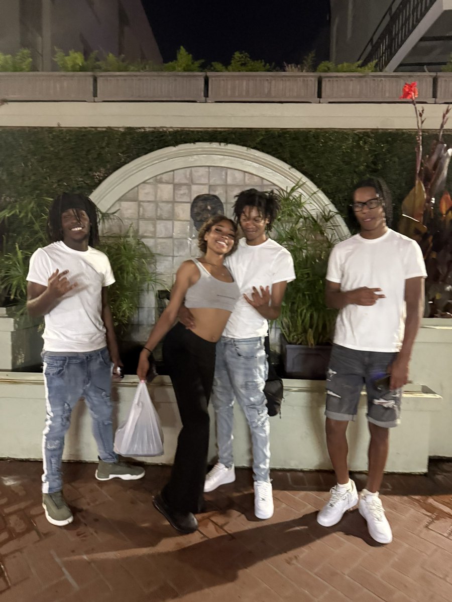 ||HASIX|| tweet media