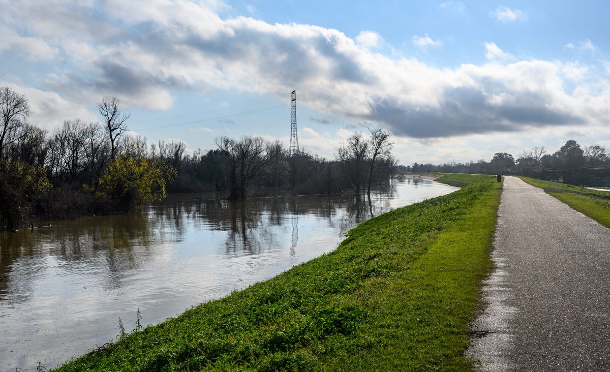America's infrastructure gets a "C" in the 2025 ASCE Report Card. Through cutting-edge research in areas like remote sensing levee inspections and educating top engineers, Aggies are building a stronger tomorrow.

Read more: tx.ag/LeveeInspectio…