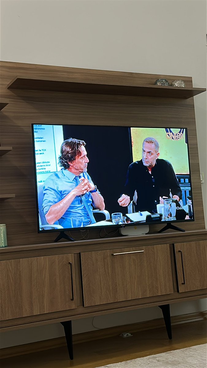 SUSMUYORUZ!!! #onlar <a href="/barispehlivan/">Barış Pehlivan</a> <a href="/timursoykan/">Timur Soykan</a> <a href="/muratagirel/">Murat AĞIREL</a> <a href="/aydinsule1/">Şule Aydın</a> <a href="/baristerkoglu/">Barış Terkoğlu</a>