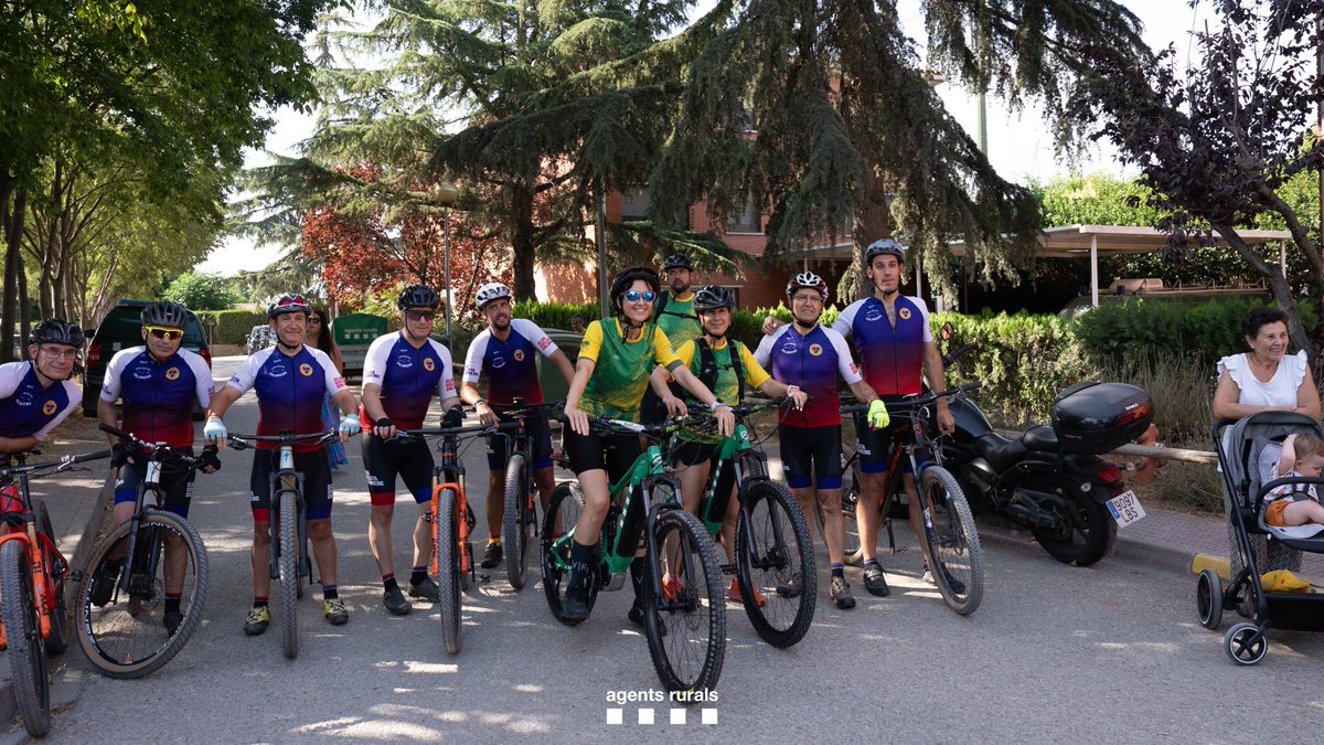 <a href="/sfadfcat/">SFADF</a> 🔥 La directora del Cos d’#AgentsRurals, <a href="/ElisendaPerez83/">Elisenda Pérez Esteve</a>, ha llegit el manifest de la #FlamaDelCanigó a Torreferrussa, on s’ha fet el traspàs simbòlic de la flama.

La consellera <a href="/nuriaparlon/">Parlon #apeudecarrer #interioriseguretatpública</a> ha agafat el relleu i ha encapçalat la comitiva que porta la flama fins a <a href="/scgramenet/">Aj. Sta. Coloma Gram</a>.