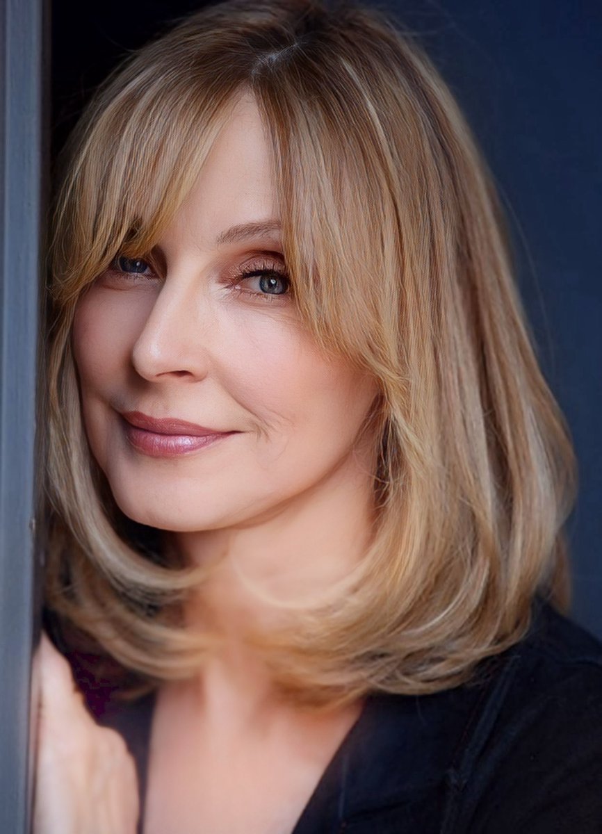 GlojoCuscuhing's tweet photo. Lovely Gates McFadden aka Doctor Beverly Crusher Star Trek Next Generation/Star Trek Picard Star Trek Icon x.      
#GatesMcFadden #StarTrek 
#DoctorBeverlyCrusher 
#StarTrekNextGeneration 
#StarTrekPicard #TrekIcon https://t.co/Cclf0ovBhP