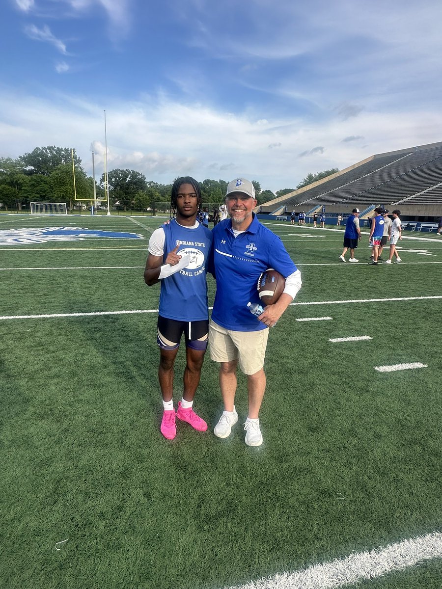 Committed 💙🤍 #MarchOn <a href="/IndStFB/">Indiana State Football</a> <a href="/CmalryMallory/">Curt Mallory</a> <a href="/CoachOverton_/">Tito Overton</a> <a href="/CoachJTBear/">John Bear</a> <a href="/gage_twelve/">Justin Gage</a> <a href="/ScottPingel10/">Scott Pingel</a> <a href="/CBCFootball/">CBCFootball</a> <a href="/JPRockMO/">JP Rock</a> <a href="/_elitespeed/">Elite Speed⚡️</a> <a href="/AllenTrieu/">Allen Trieu</a> <a href="/coachnellyy/">Dominic Nelson (Coach Nelly Wopp)</a> <a href="/6starfootballMO/">Six Star Football | MISSOURI</a>