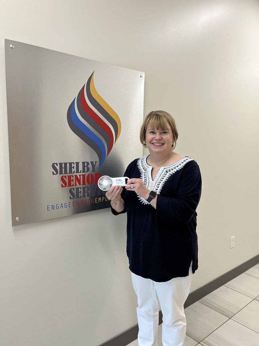 JeanRenk's tweet image. The summer heat is tough and especially on our seniors. @DukeEnergy provided handheld fans to Johnson Co Senior Services and @ShelbyCoSeniors . Please check on your homebound neighbors.