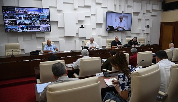 #Cuba Comienza Tercer Ejercicio Nacional de Prevención al delito.Determinante en estos tiempos que vivimos la prevención y enfrentamiento, por lo que, la unidad, la participación de todos y la sistematicidad son claves para el éxito. El ejercicio debe ser permanente #UnidosxCuba