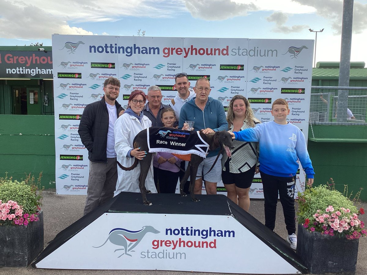 nottingham_dogs's tweet photo. Congratulations to Droopys Artilery who has won The Arena Racing Company 480m Trophy
Owned by Mr S R Parker, Mr J D Stubbings &amp; Mr A W Wallington
Trained by Sean Parker https://t.co/oDzJm9fyOQ