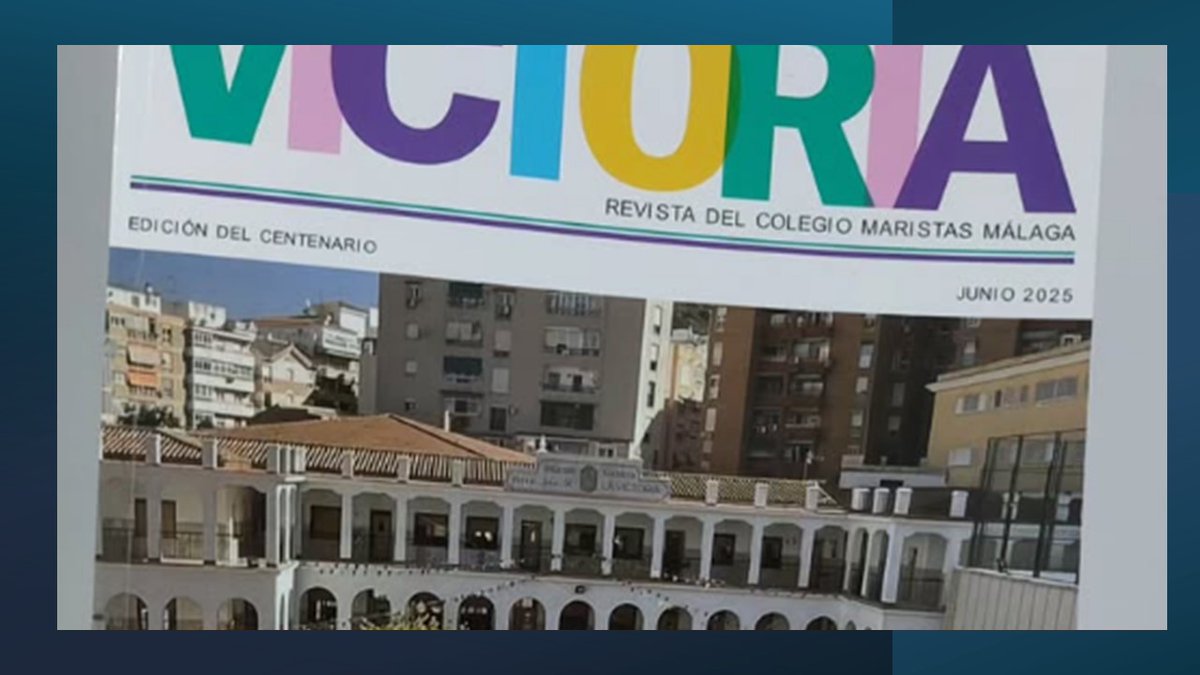 Esta mañana, Ademar Malaga ha asistido a la presentación a los alumnos del colegio de una placa que se colocará en la fachada del colegio recordando la celebración del centenario y en la presentación y reparto del número extraordinario de la revista Victoria del Centenario.