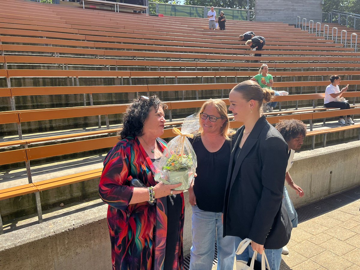 Praktijkschool De Einder tweet media