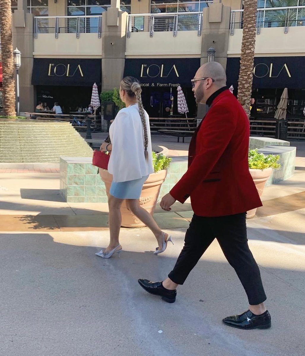 Jennifer_caro tweet media