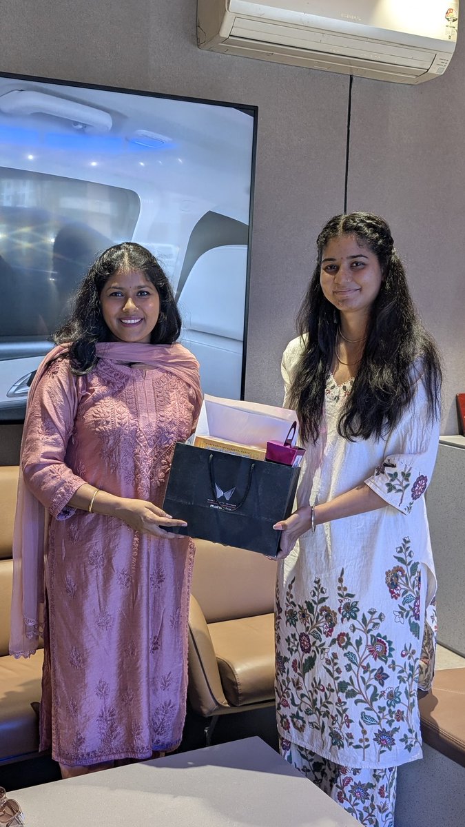 Pritika Pokharna Jain (@pritikapokharna) on Twitter photo Glab to be a part of <a href="/Mahindra_Auto/">Mahindra Automotive</a> <a href="/anandmahindra/">anand mahindra</a> 🥳
Let's go for a drive <a href="/Shash_dentistry/">Dr Shashwat Jain</a> Glab to be a part of <a href="/Mahindra_Auto/">Mahindra Automotive</a> <a href="/anandmahindra/">anand mahindra</a> 🥳
Let's go for a drive <a href="/Shash_dentistry/">Dr Shashwat Jain</a>