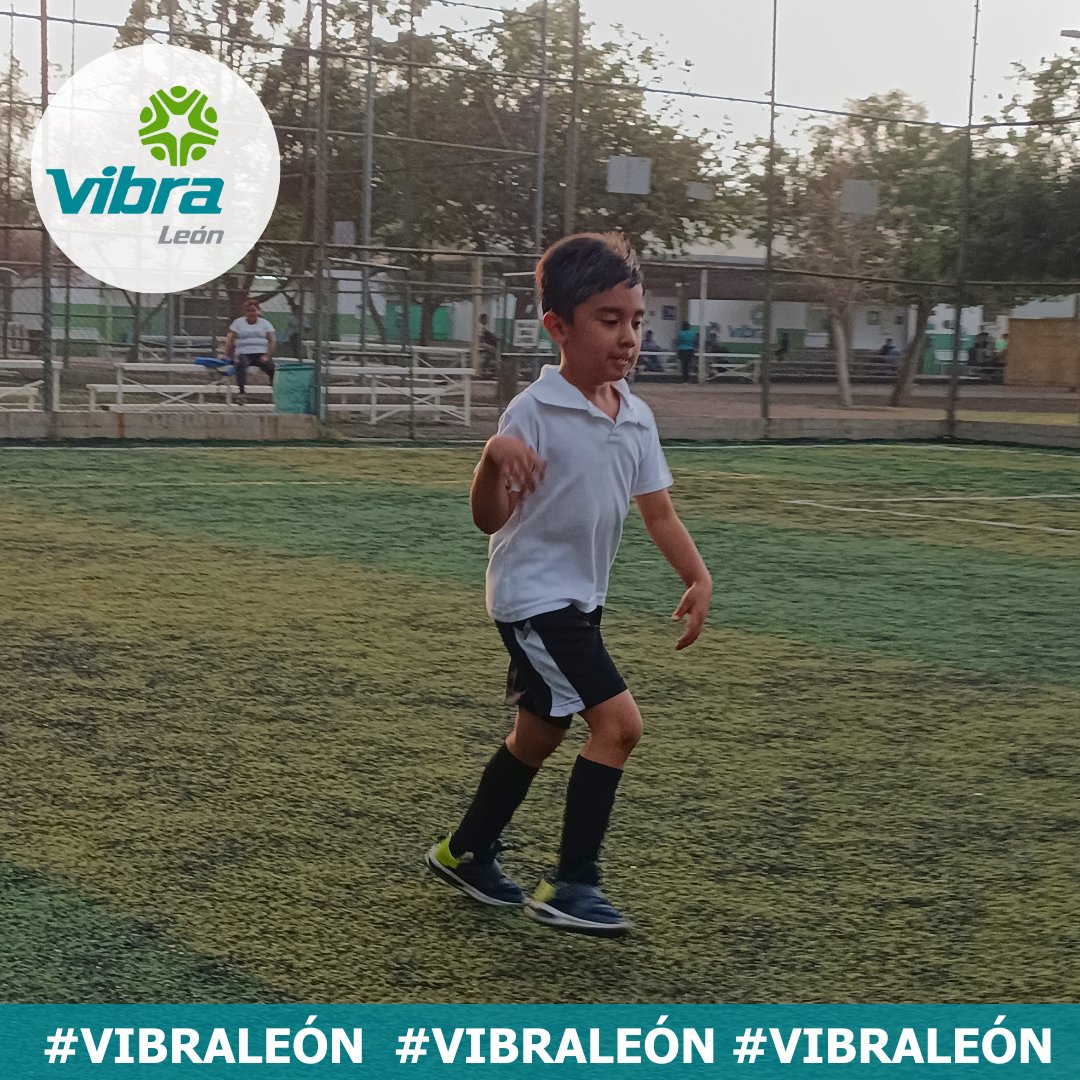 vibraleon's tweet photo. Solo en #VibraLeón hay vibras de #Solidaridad.

#VibraConNosotros, #VibraConValores

#FutbolParaElDesarrollo #Valores #FutbolIncluyente  
#DeporteFormativo #Soccer
#Deporte https://t.co/72TzOuKj6m