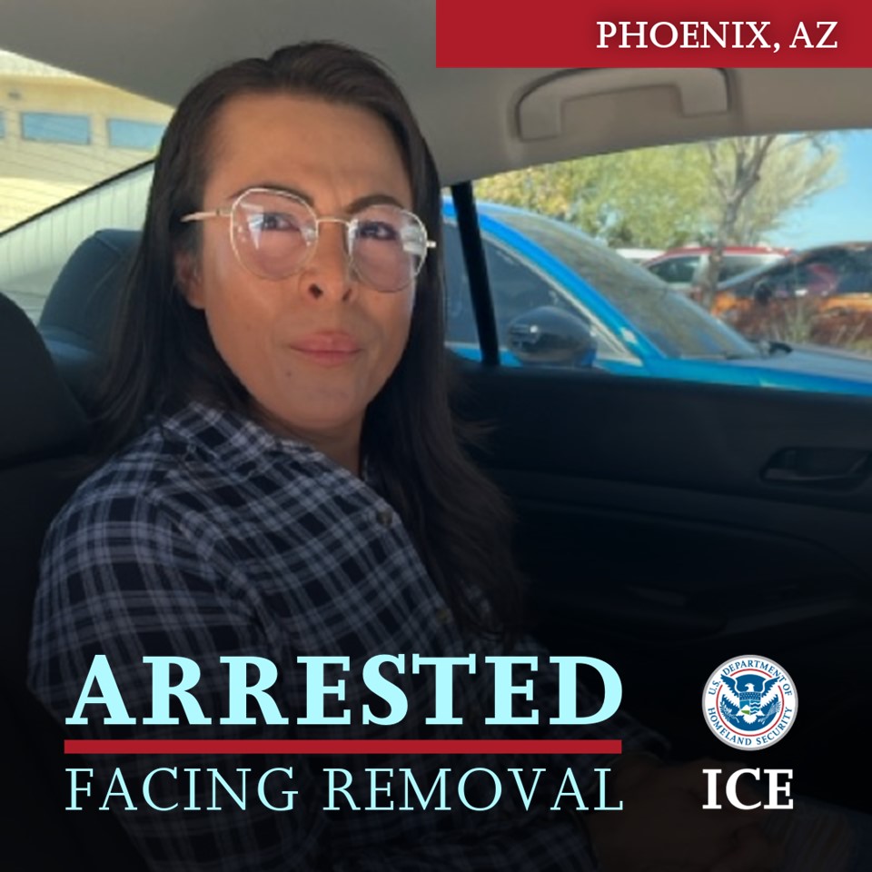 ERO__Phoenix's tweet image. Arizona is safer after the arrest of Juan Sanchez-Hernandez, a 42-year-old Honduran alien convicted of two counts of sexual conduct with a minor and molestation of a child. ICE Phoenix is committed to removing those who pose a public safety risk. Visit: ice.gov