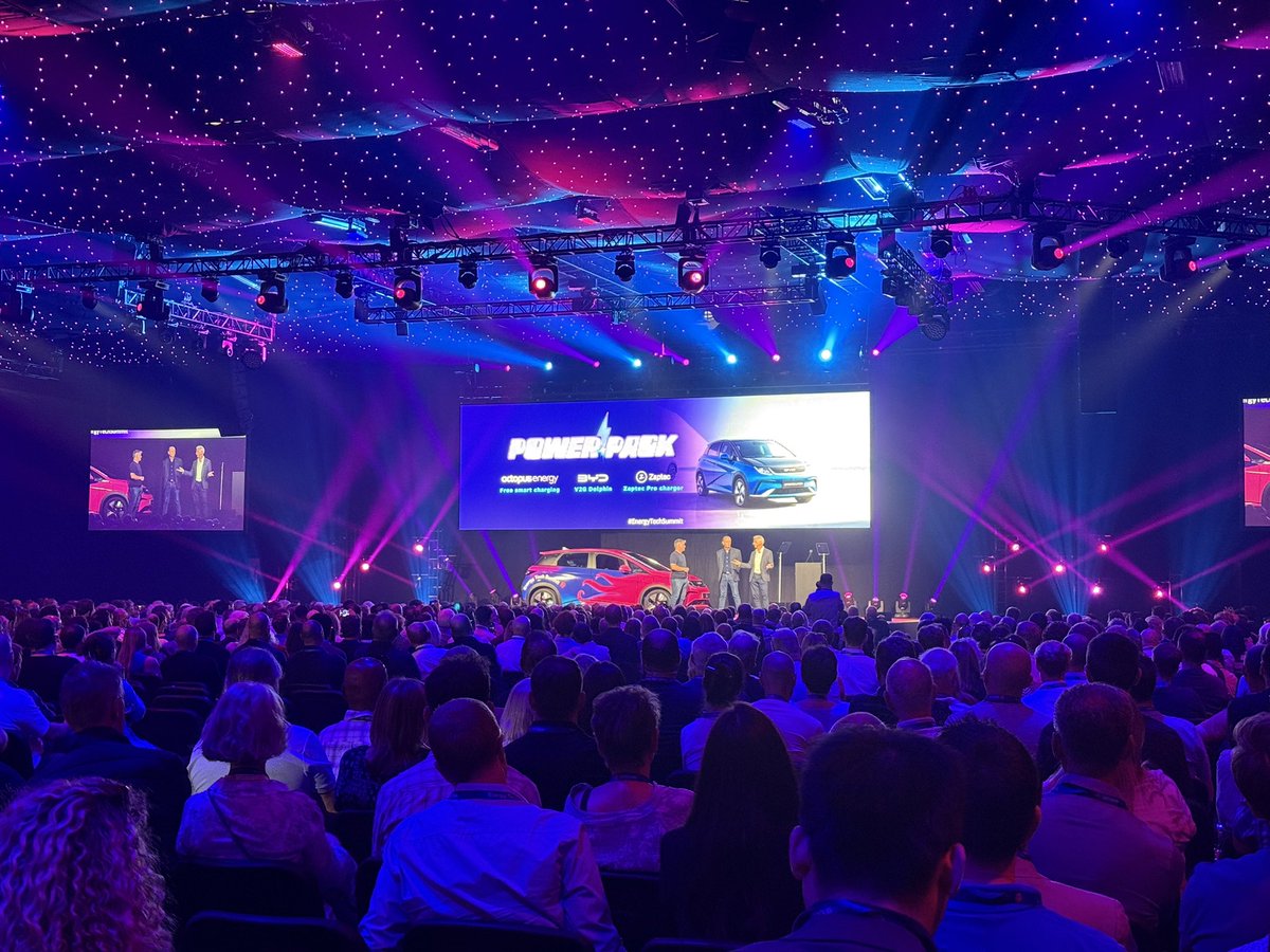 tillathenun's tweet image. I had an absolute blast at the @OctopusEnergy #EnergyTechSummit today. Talks spanned everything from AI to the Universe, EVs to marketing.
I’ve come away feeling inspired, energised… and full of wine. 😀
Great to see so many lovely people, and thanks to everyone who said hi!