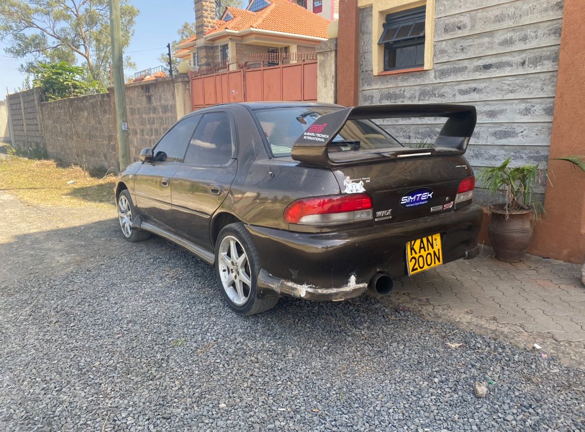<a href="/alexmwanzo/">TurboDiesel</a> <a href="/Autoartracing/">Auto Art Racing</a> Patia Salman hii uone vile atapaka rangi OEM standard✌️