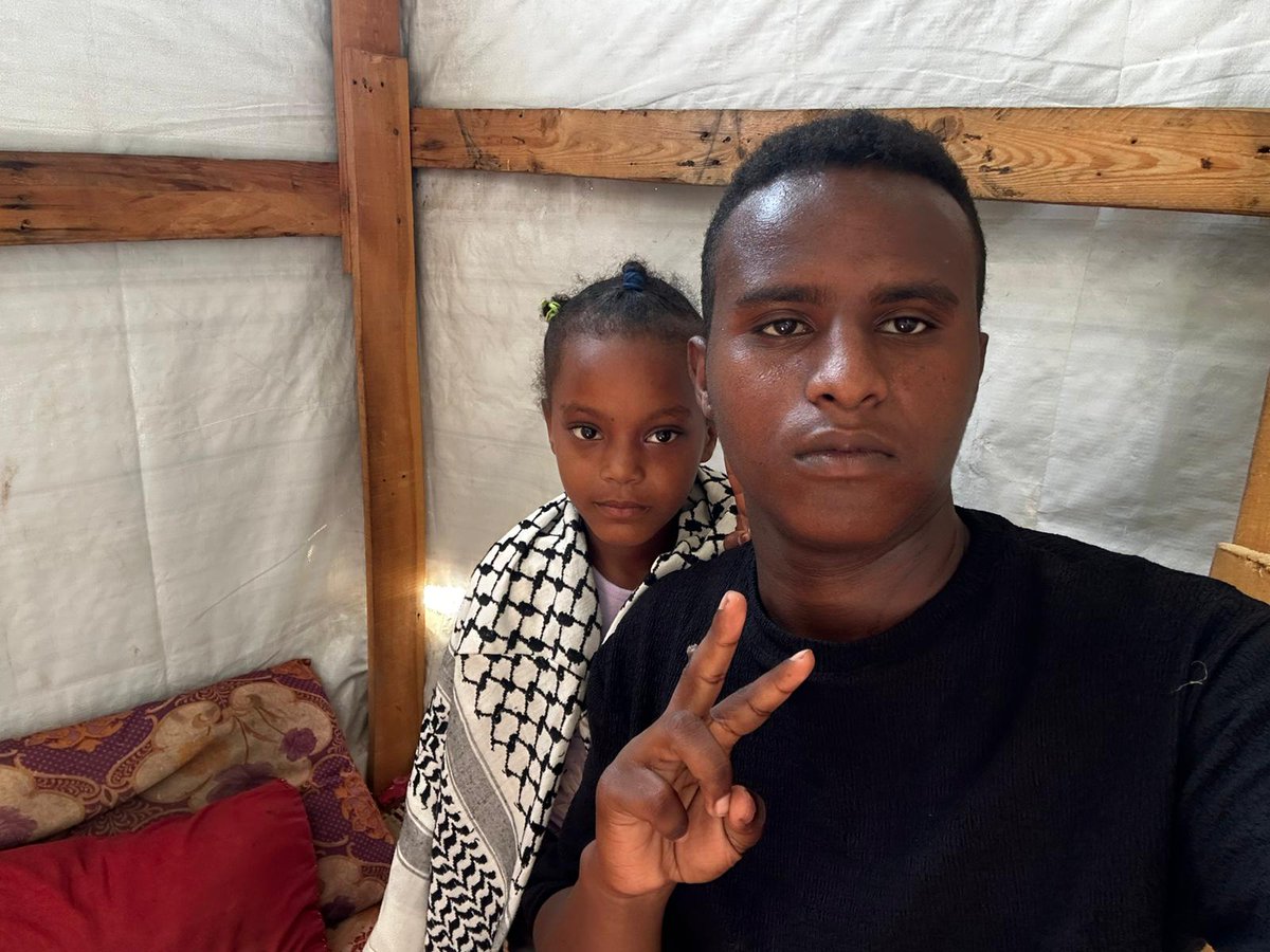 If you’re scrolling, PLEASE leave a dot
chuffed.org/project/135556