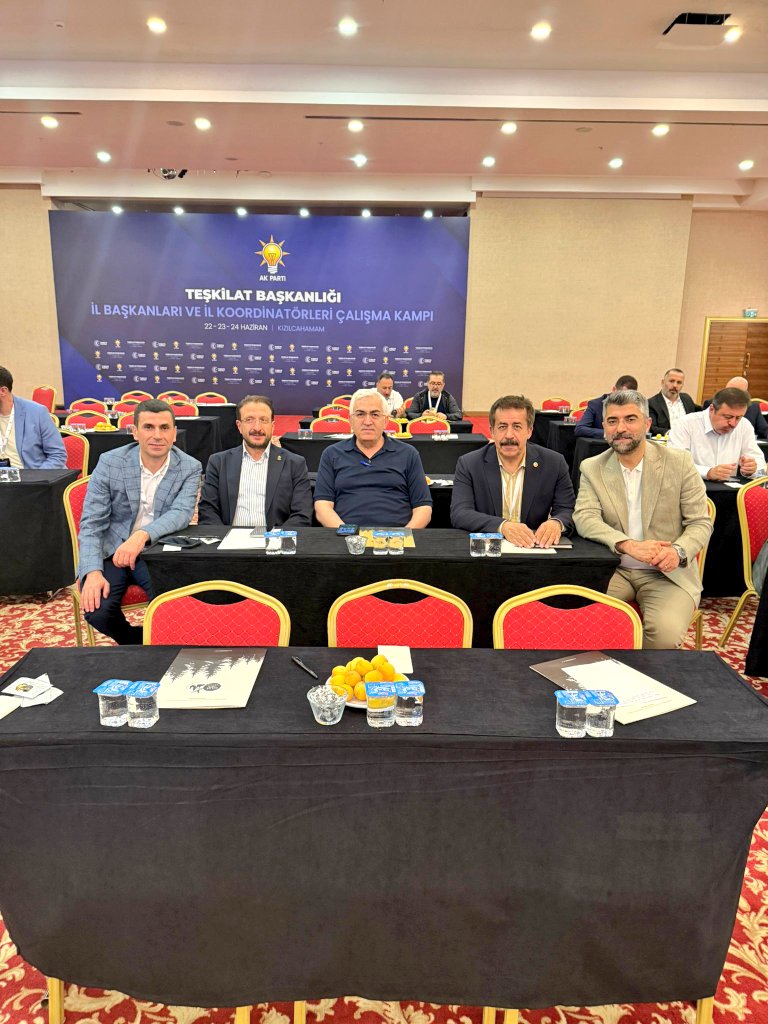 📍Kızılcahamam / Ankara

AK Parti Teşkilat Başkanlığımızın ev sahipliğinde düzenlenen İl Başkanları ve İl Koordinatörleri Kampı’nda bir araya geldik.

İl Başkanımız İbrahim Küçükoğlu, Milletvekilimiz Mehmet Emin Öz, Orta Anadolu Koordinatörümüz Haktan Ömeroğlu ve Orta Doğu