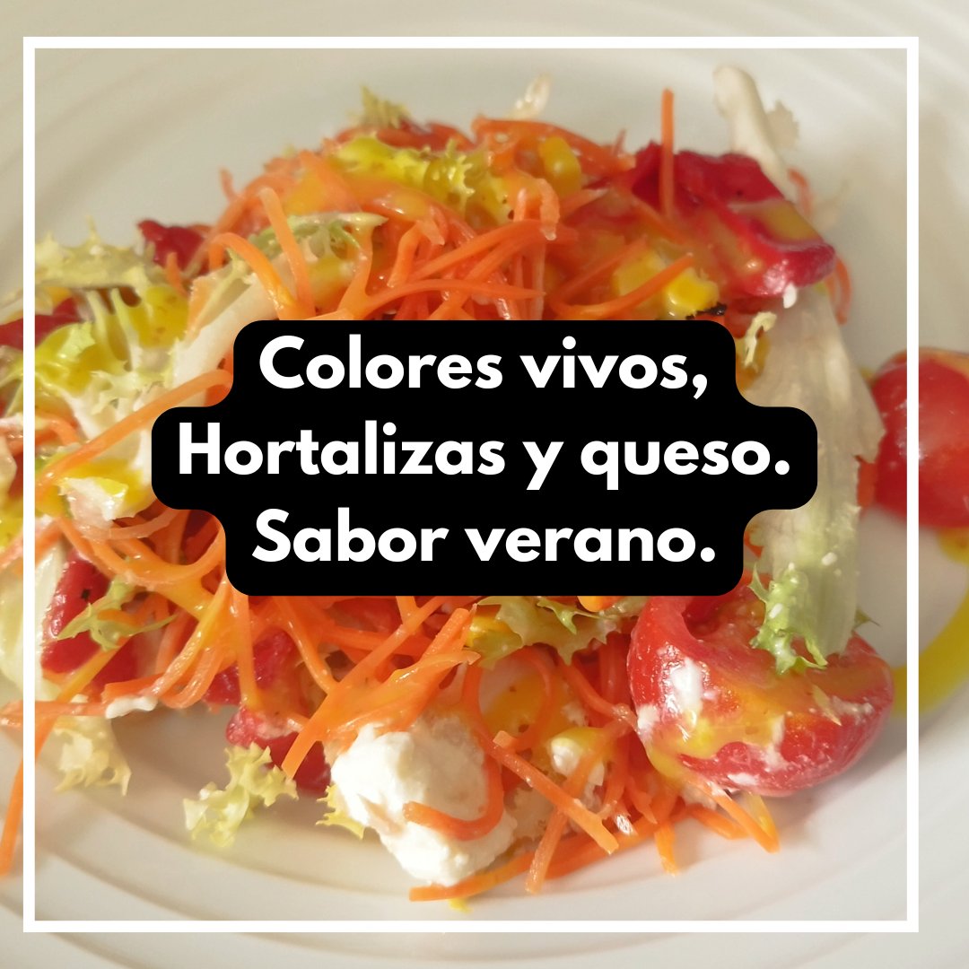 —Haiku sabroso de lunes.🥗😋

—¿Un haiku sobre una ensalada? ¿En serio? 😐😐😐

— Estaba muy rica…😅

—Ya te vale…