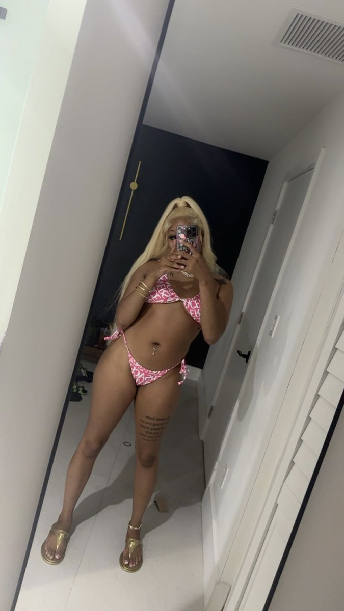 itssTeonshai's tweet image. 22 turned 23 , Big slime 🍾🎈