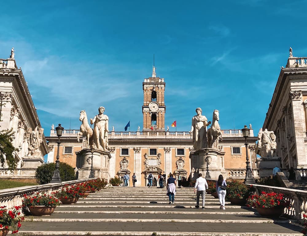 Chiara Cardoletti (@chiaraunhcr) on Twitter photo Oggi al Campidoglio celebriamo gli 80 anni di <a href="/FAO/">Food and Agriculture Organization</a>, confermando Roma come capitale della solidarietà. Con @UNHCR, il Comune e progetti come Carta per l’Integrazione e Spazio Comune, costruiamo una città più accogliente e unita. Grazie alla guida di <a href="/gualtierieurope/">Roberto Gualtieri</a>. Oggi al Campidoglio celebriamo gli 80 anni di <a href="/FAO/">Food and Agriculture Organization</a>, confermando Roma come capitale della solidarietà. Con @UNHCR, il Comune e progetti come Carta per l’Integrazione e Spazio Comune, costruiamo una città più accogliente e unita. Grazie alla guida di <a href="/gualtierieurope/">Roberto Gualtieri</a>.