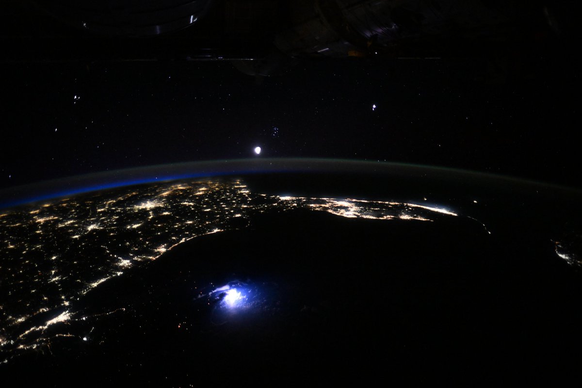 Astro_Vapor's tweet photo. I love the watching the city lights go by. It’s fascinating to see the different colors and hues in each city. It’s like they all have their own personality and character! 

We flew right over the Southeastern U.S. this morning and the moon rose right before the sun. Here are a few of my favorites!

Anyone know which cities these are??