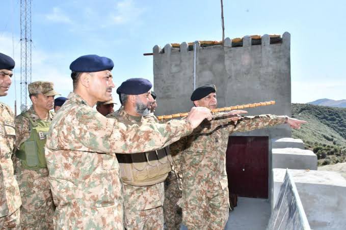 الحمداللہ ، مجھے پاکستانی ہونے پر فخر ہے،
میرا ملک ایٹمی قوت ہے،
میری افواج بہادر ہیں۔
🇵🇰🫡