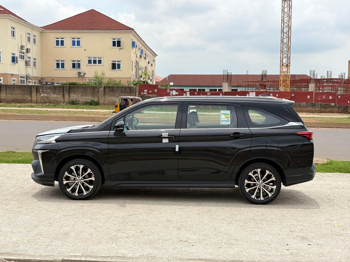 Paulife_CEO's tweet photo. A beautiful brand new Toyota Veloz available in stock straight from Dubai with everything excellent 2025 model going for 99M only
Location is Abuja📍
☎️: 08136835769

Lagos Asaba Tinubu Wike Ronaldo Messi World best https://t.co/ew7SmK4DHz