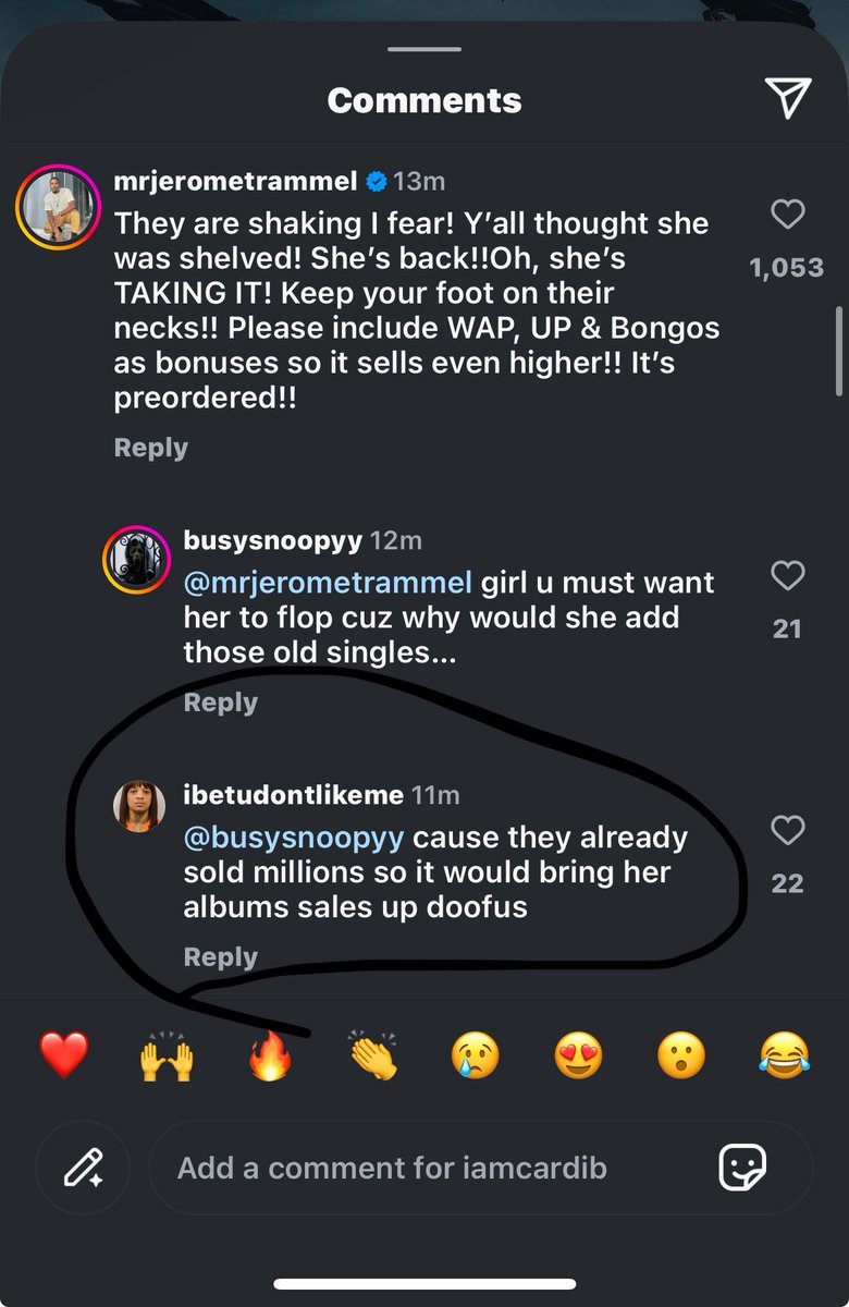 mariahminajesty's tweet photo. even her fanbase know ts finna tank😭 https://t.co/TeIfS5dh6v