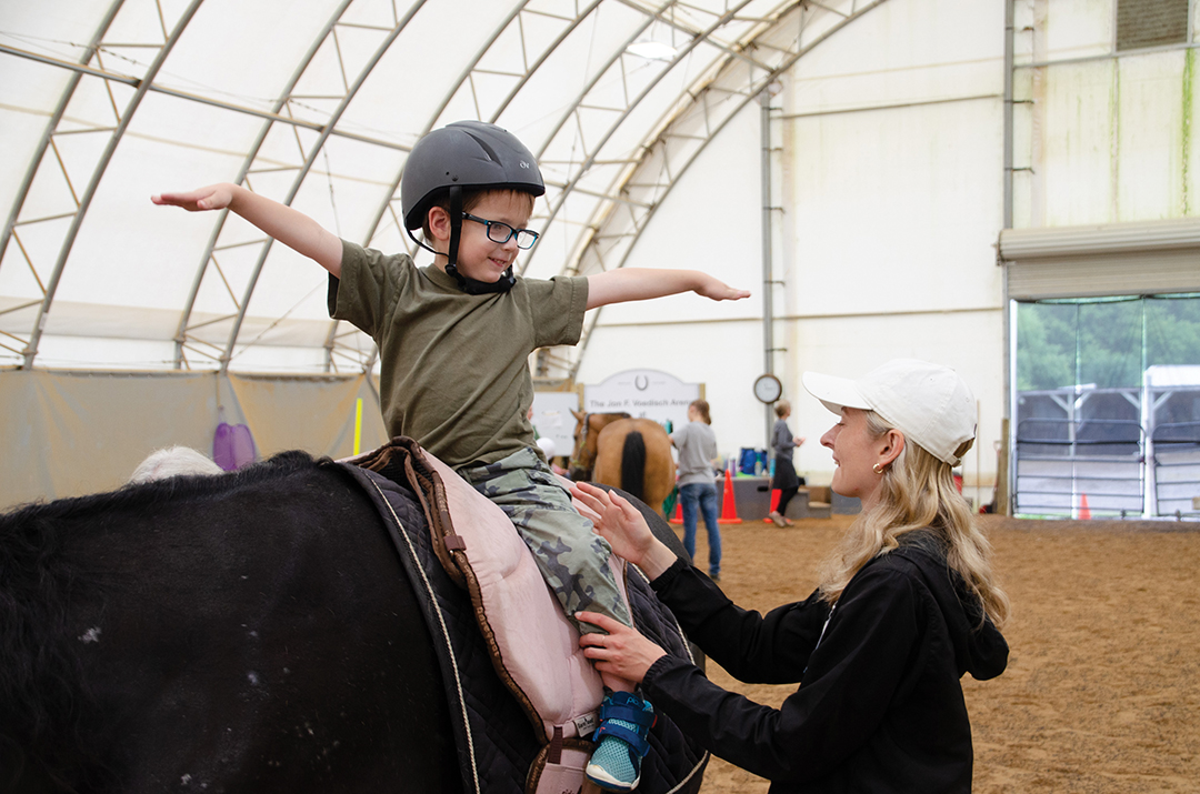 Maple Grove Magazine tweet media