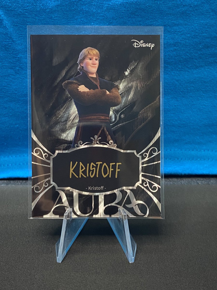TNBS021's tweet photo. We did it! We finally pulled a one of one! From Frozen too! https://t.co/y2FFQBygFm