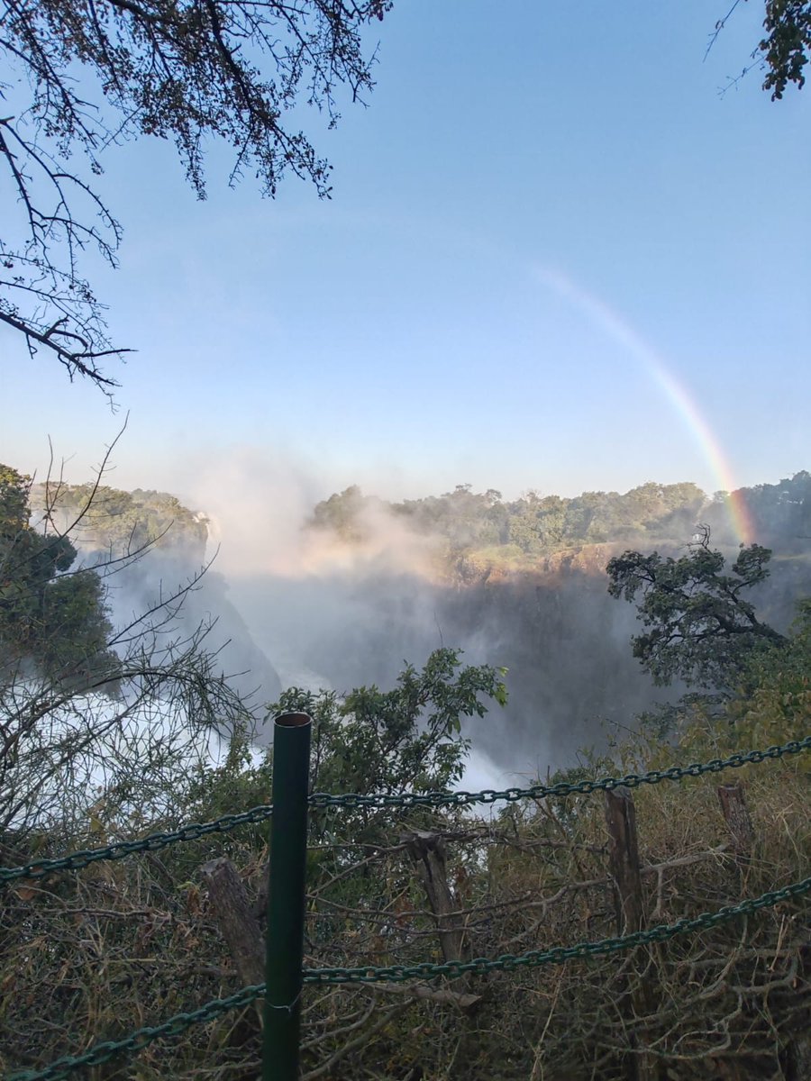 macndovi's tweet image. #WhileatWork Mosi-oa-Tunya (&quot;the Smoke that Thunders&quot;)

#victoriafalls #d6schools #AssociationOfTrustSchoolsZimbabwe 2025 CHISZ Conference #Zimbabwe