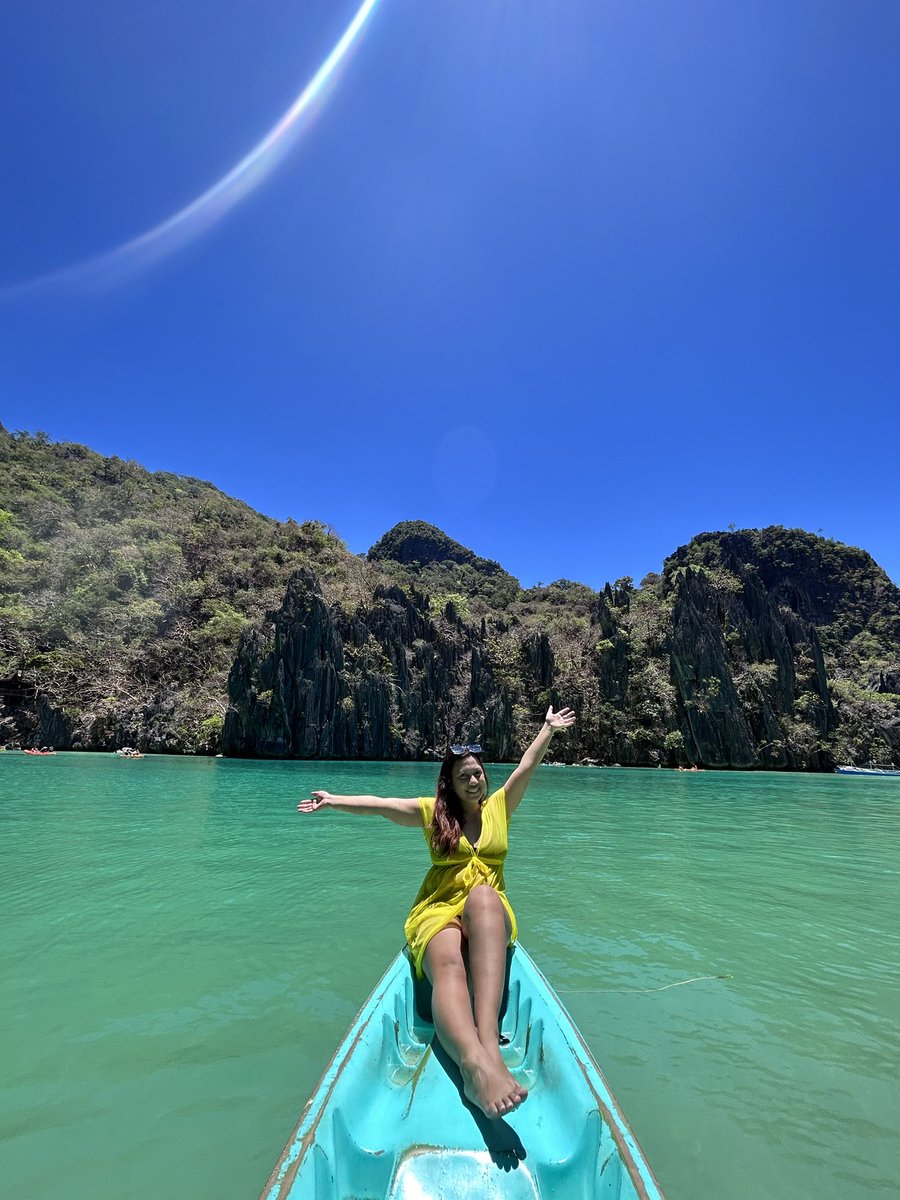 Wanna go back to beach 🥺😭