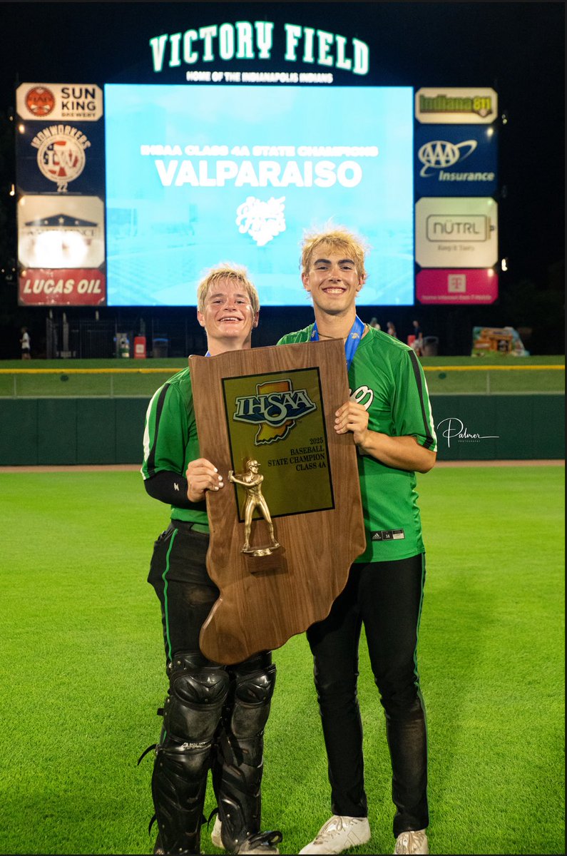 indy2022's tweet image. Congrats to @MaxReaume12 and @FentersTrevor on helping @VVikingbaseball capture the Indiana 4A State Championship‼️
#SkoStars⭐️