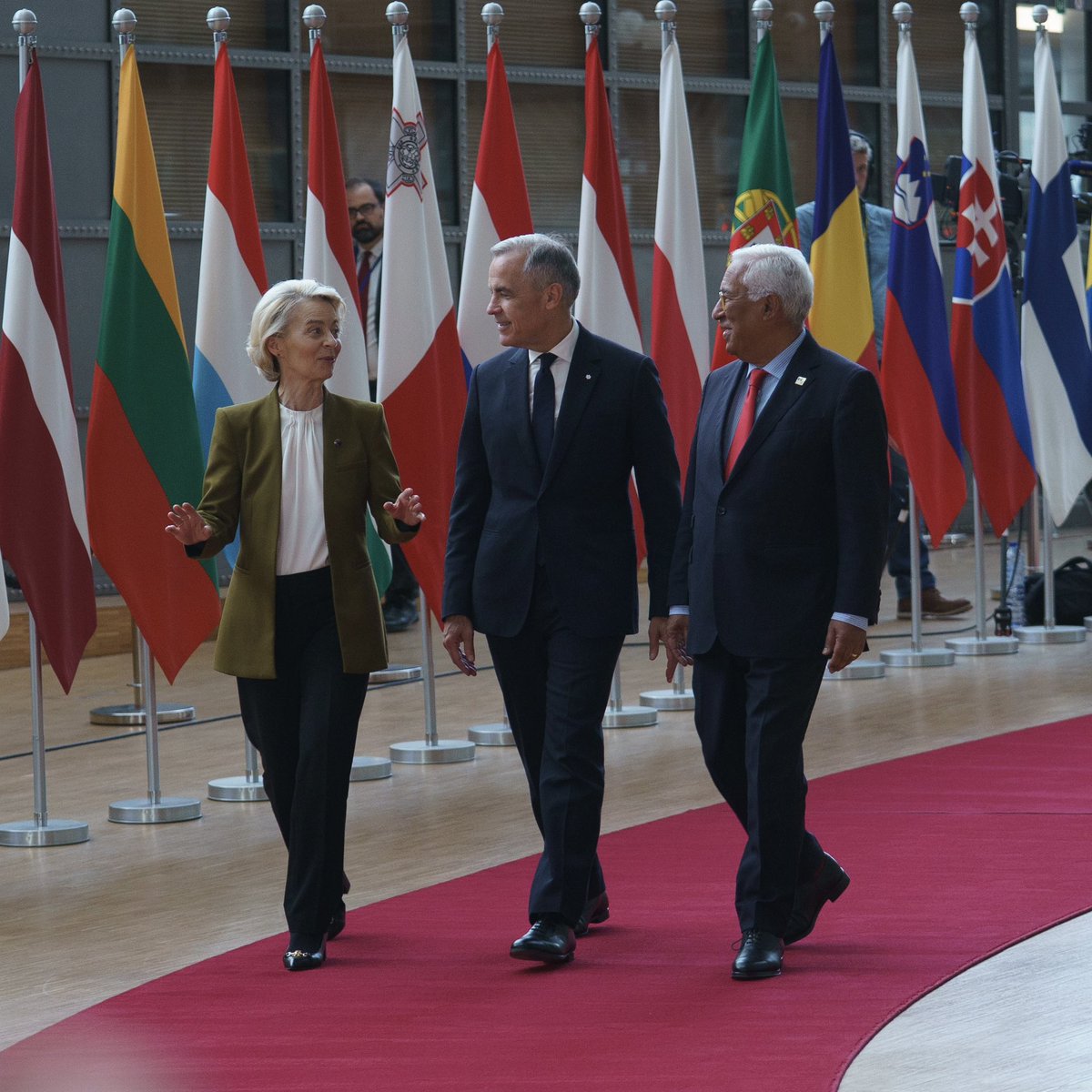 President von der Leyen, President Costa, and I met in Brussels today to launch a new security and defence partnership.
       
In the face of rising global threats, Canada is building ever-stronger alliances.
     
Today’s historic agreement will build up defence capabilities
