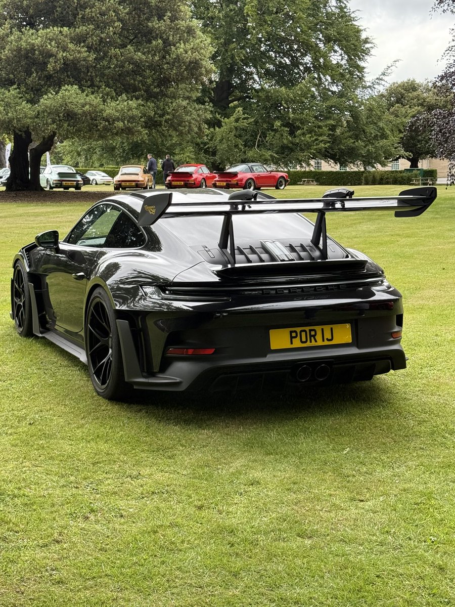 You do know it’s #nationalporridgeday don’t you? No? Well you best make some - and make it fast  #Porschegt3RS #Weissach