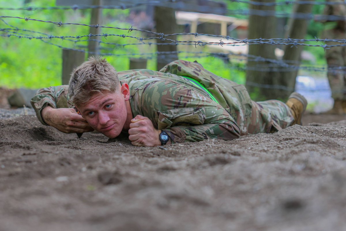 WestPoint_USMA's tweet image. 📆 Week 6 of Cadet Summer Training and the grind doesn’t stop! 💪🏻
From combatives and survival training to platoon tactics, every challenge our cadets face prepares them to lead our Army with character and competence.
#CST2025 #LeadershipExcellence #MotivationMonday