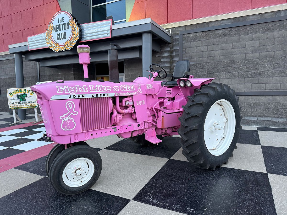In honor of #NationalPinkDay, we'd like to give a shout out and big thanks to Gary Hoefling from Roberts Carburetor Repair for bringing his pink tractor to the WHO Tractor Ride. We're always tickled pink to see a tractor riding on Titan tires.